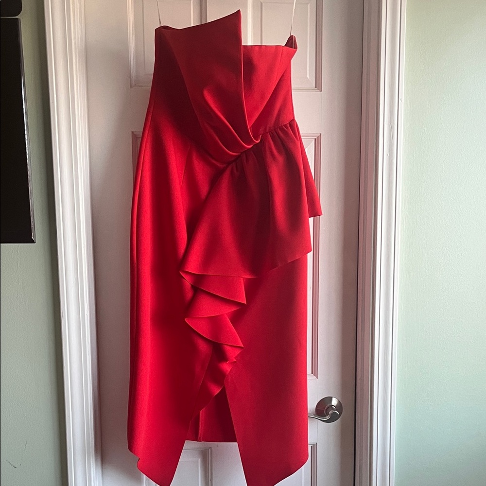 Elliatt Strapless Red Ruffle Cocktail Dress